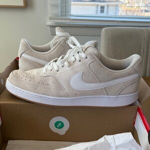 Nike Court Vision Low - Lt Orewood Brn/White Size 12.5